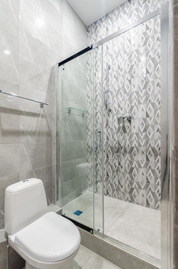 View Smart Apartment Kvartet Railway Station 4D كييف المظهر الخارجي الصورة